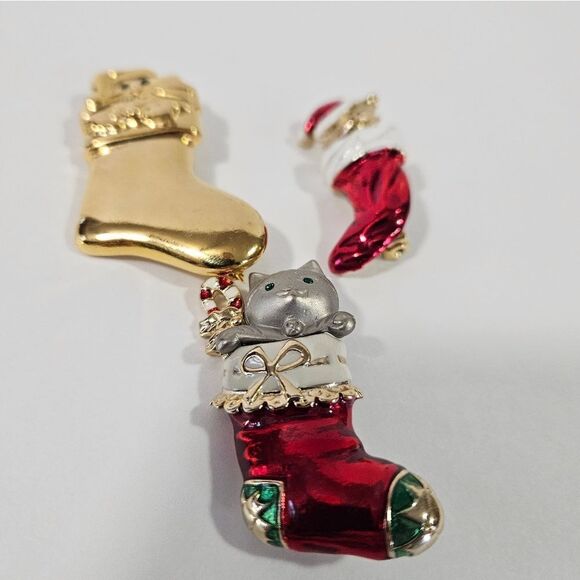 Lot of Three Vintage Cat Kitten Enameled Signed Christmas Holiday Pins Brooches - Picture 2 of 10